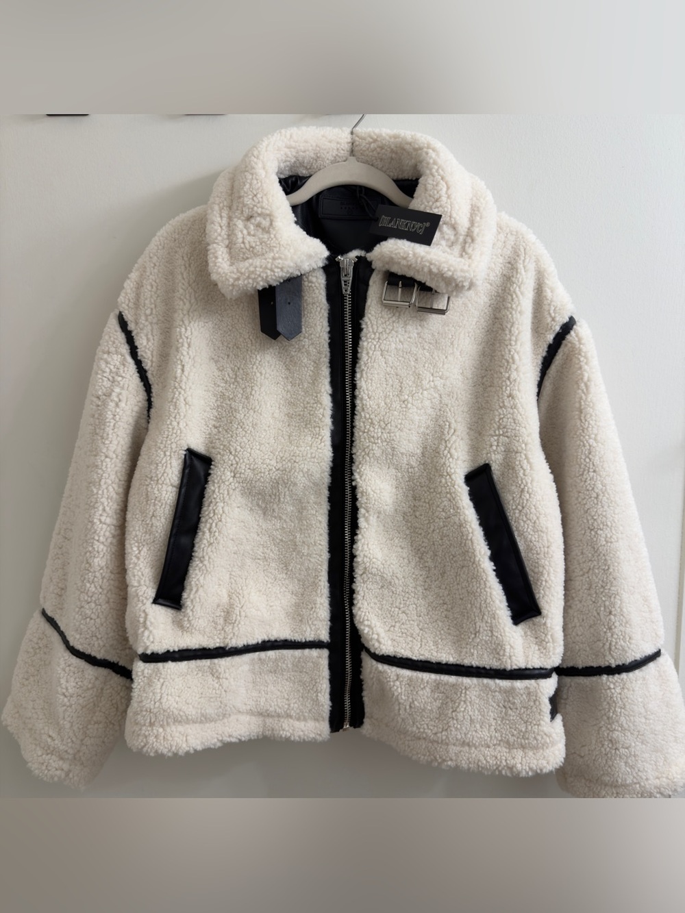 Blank NYC Women’s Cream Sherpa Jacket with Black Trim NWT Size Medium